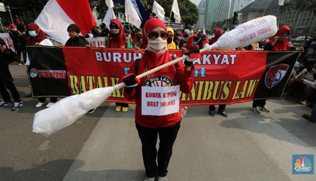 Siap-siap! Besok Buruh Demo Tolak UU Ciptaker & Kebijakan UMP