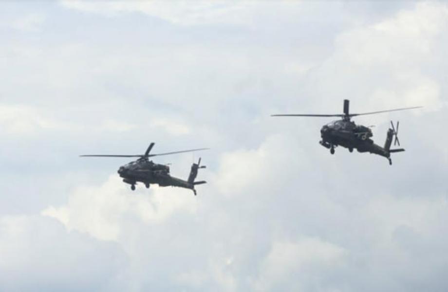 Tembakan Udara Apache Belah Langit Martapura