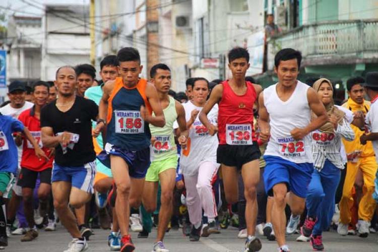 859 Orang Ikut Lomba Marathon 10K