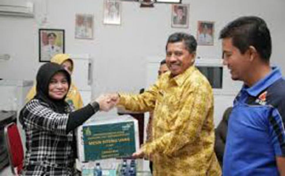 BAZNAS Siak Terima Mesin Hitung Uang Dari PT BSM