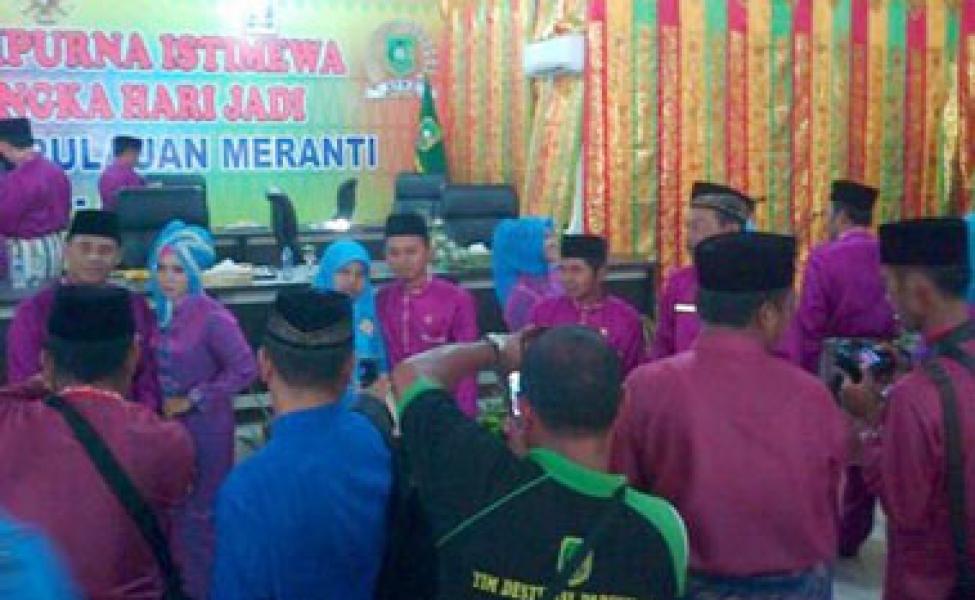 Budayakan Busana Melayu Sambut HUT Meranti Ke-6