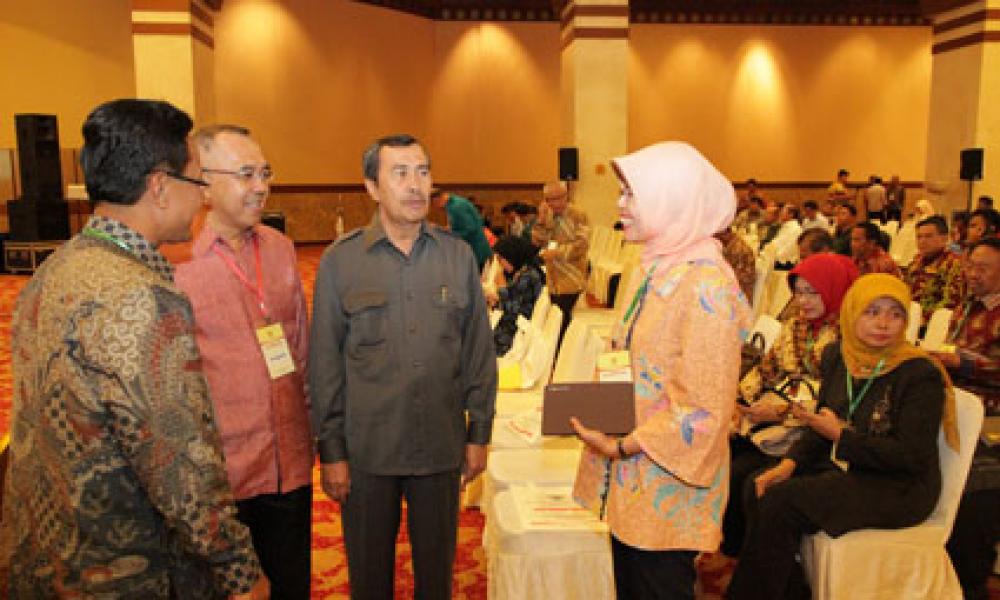 Bupati Siak Hadiri Rakornas di Kementerian Desa, PDT dan Transmigrasi