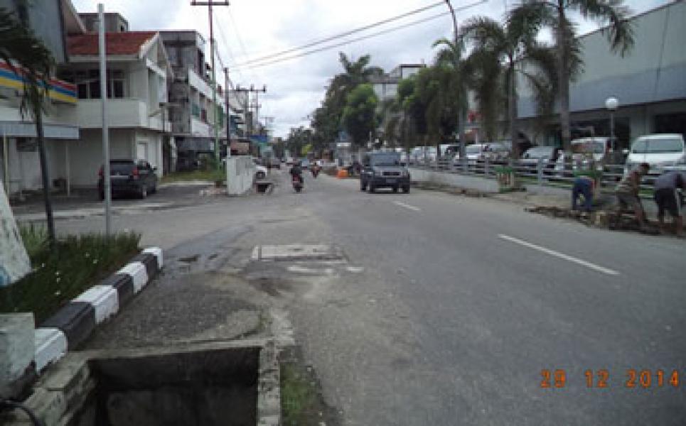 Galian Kabel PLN Resahkan Warga