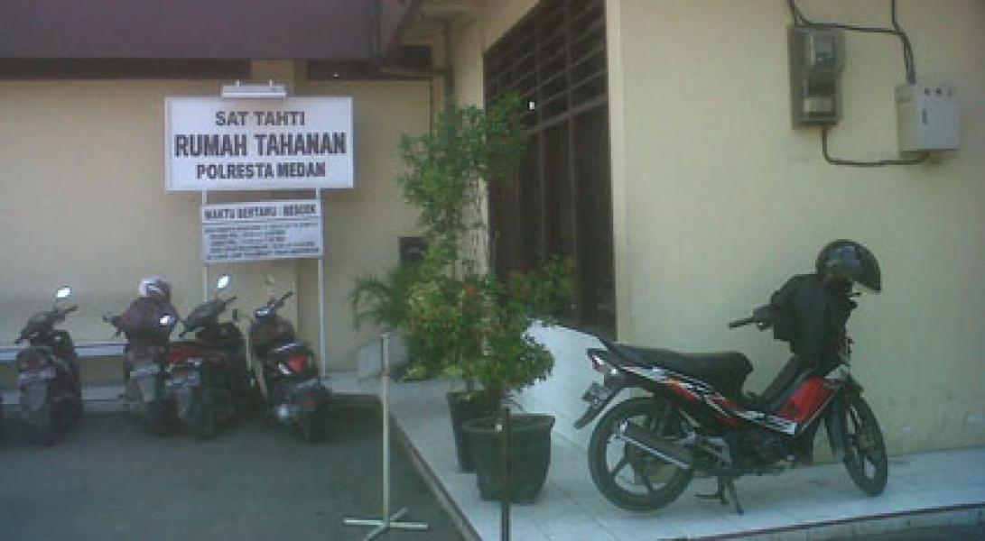 Giliran Istri Syamsul Jadi Pembantu di Polres Medan