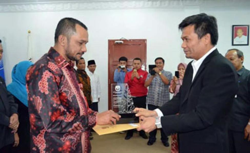 KPU Meranti Raih Penghargaan Terbaik 3 Se Riau