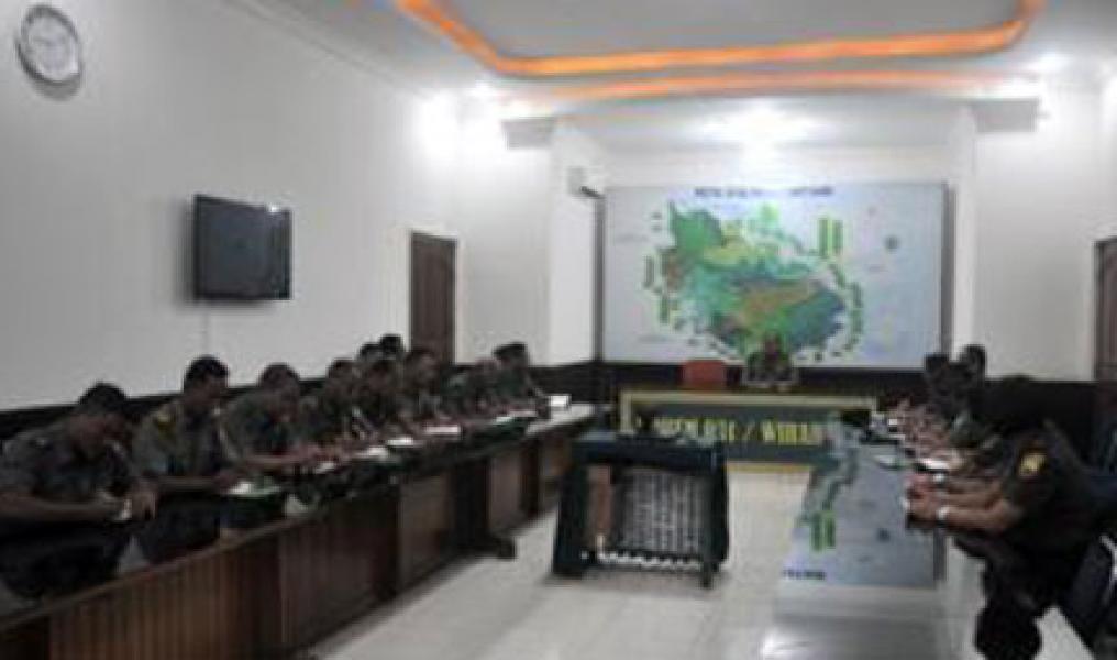 Kasrem 031/WB Pimpin Rapat Evaluasi Kerja