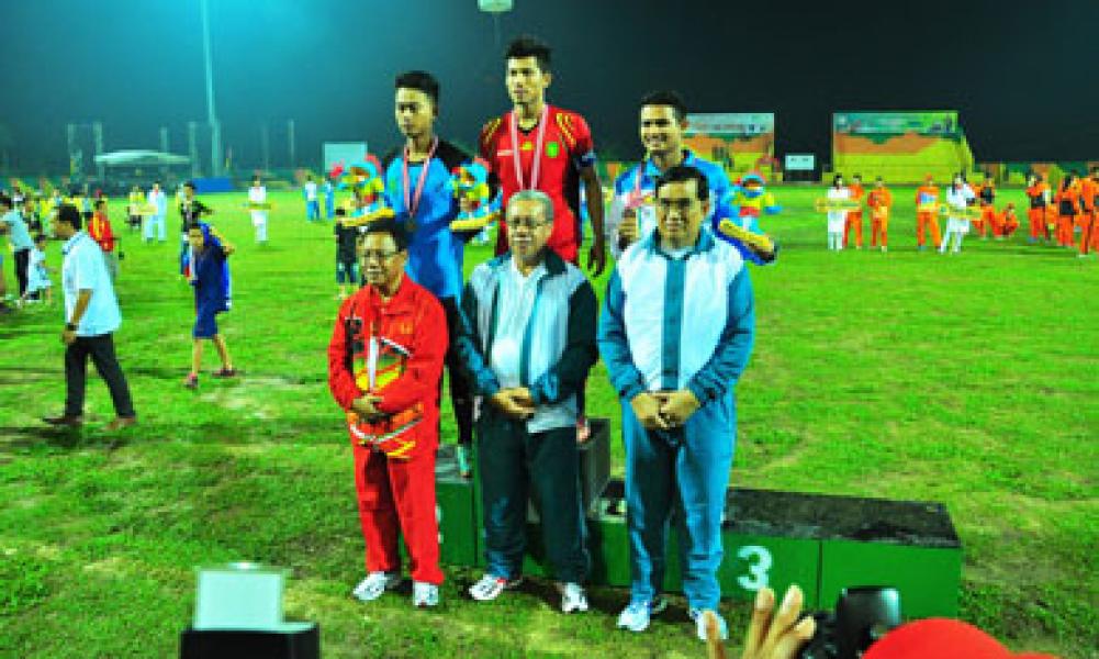 Panitia Pelaksana Porprov VIII Riau Tahun 2014 Kab. Inhu Dibubarkn