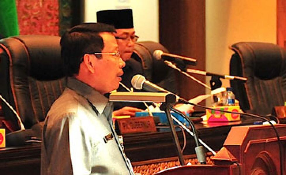 Pembahasan Ulang APBD Riau 2015, Pemprov Masih Menunggu Petunjuk Pusat