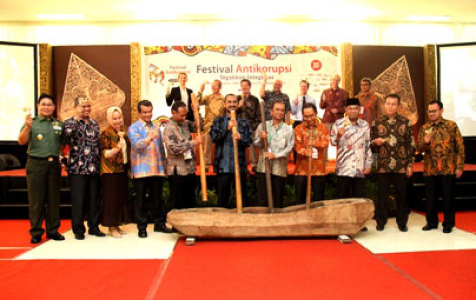 TNI Ikuti Festival Antikorupsi 2014