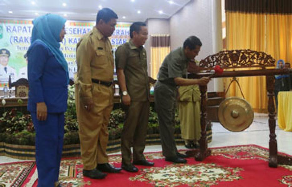Tingkatkan Layanan Kesehatan, Diskes Siak Gelar Rapat Kerja