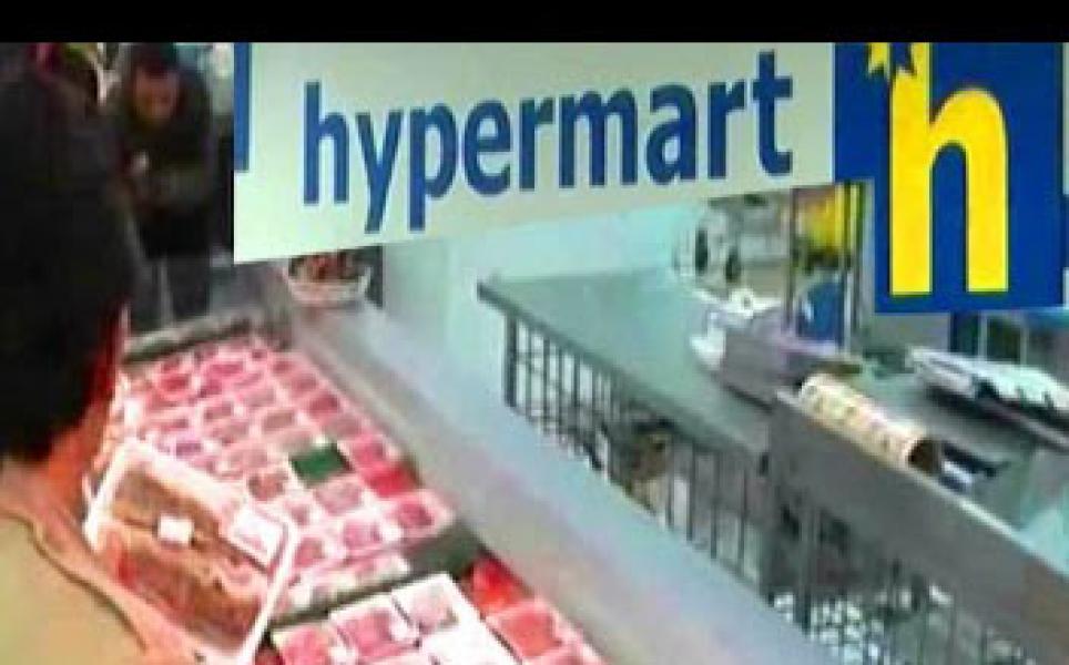 BPOM dan Disperindag Riau Temukan Kecoak di Lemari Pendingin Bakso Hypermart