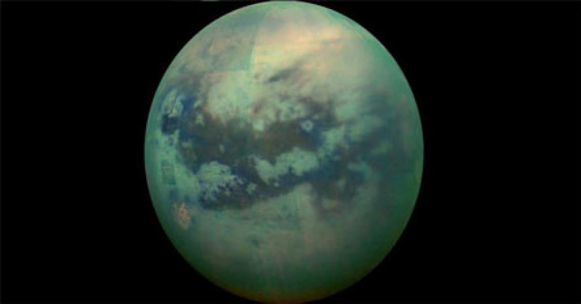 Bulan Saturnus Ternyata Mirip Bumi