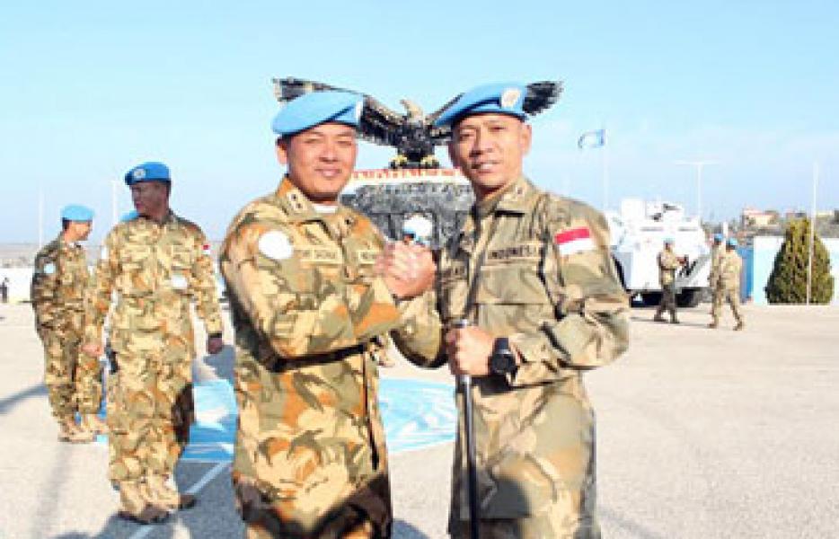 Dansatgas Yonmek TNI Melepas Kepulangan Konga XXIII-I/Unifil  