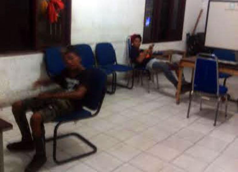 Dua Anak Punk Diamankan di Kantor Satpol PP Meranti