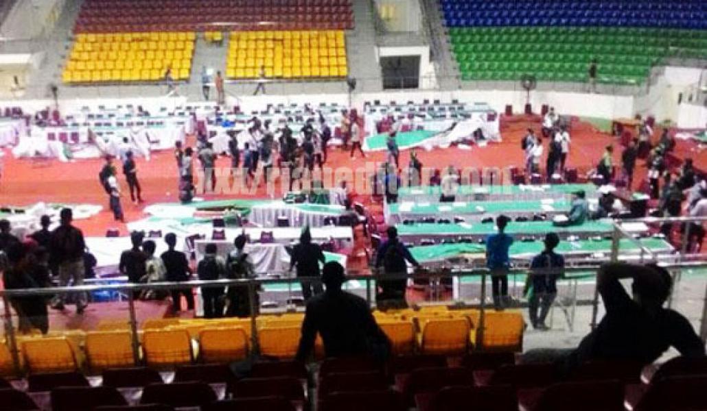 Kongres HMI XXIX Pekanbaru Ricuh, Massa Romli dan Maluku Saling Serang