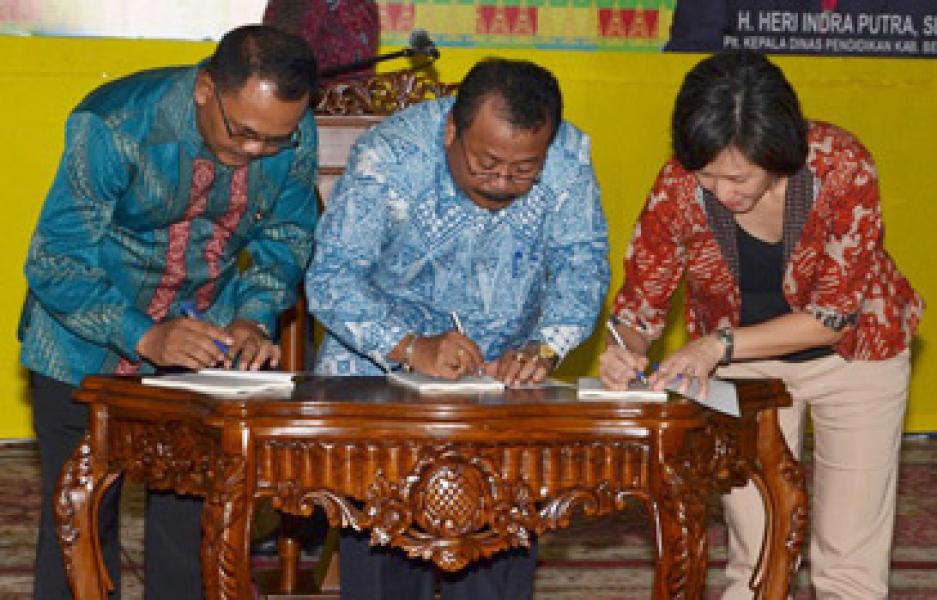 Malam Perpisahan, Pemkab Apresiasi Pengajar Muda dan Gerakan Indonesia Mengajar