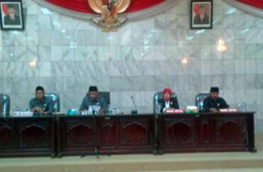Pj Bupati Meradang Saat Paripurna, Hanya Dua Kadis yang Hadir