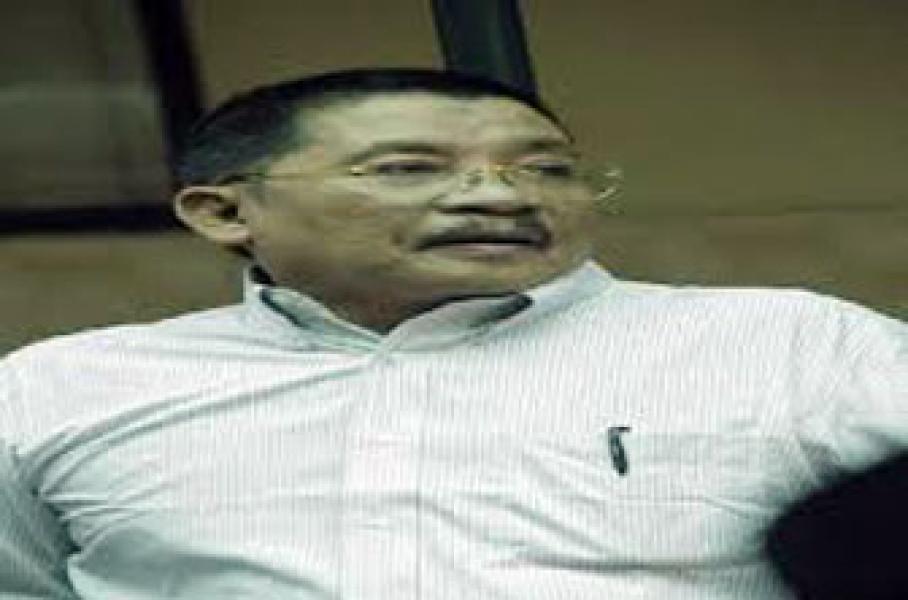 Polda Riau Tahan Tengku Azmun Jaafar Terkait Korupsi Lahan Bakti Praja