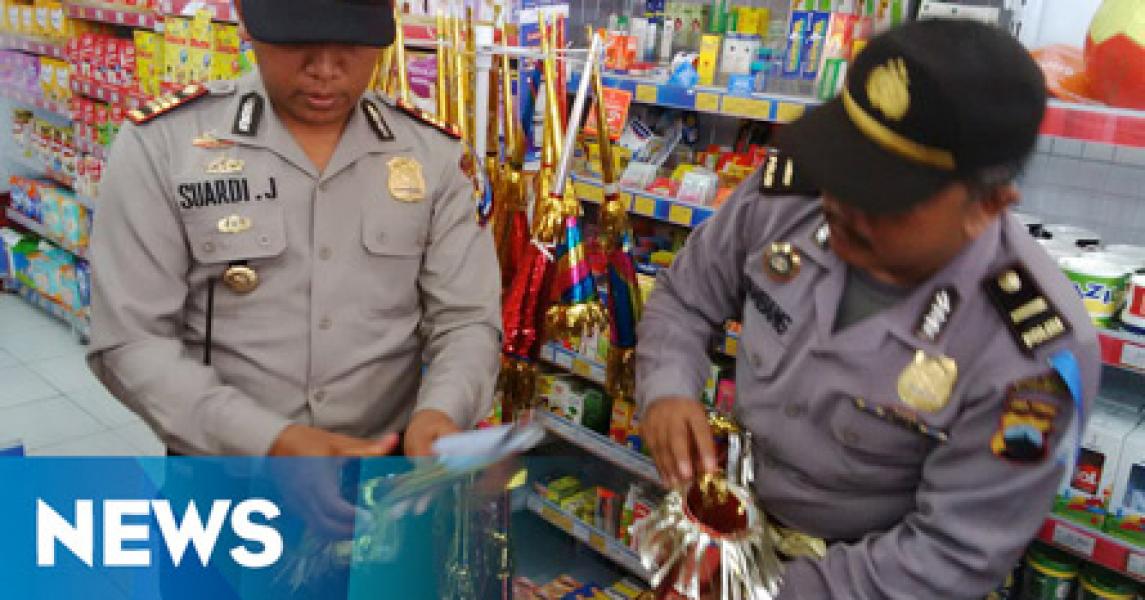 Polisi Sita Dua Ton Kertas Tulisan Arab untuk Terompet
