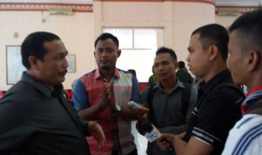 Puas Melecehkan Wartawan, Anshari Kadir Dengan Gemetar Minta Maaf