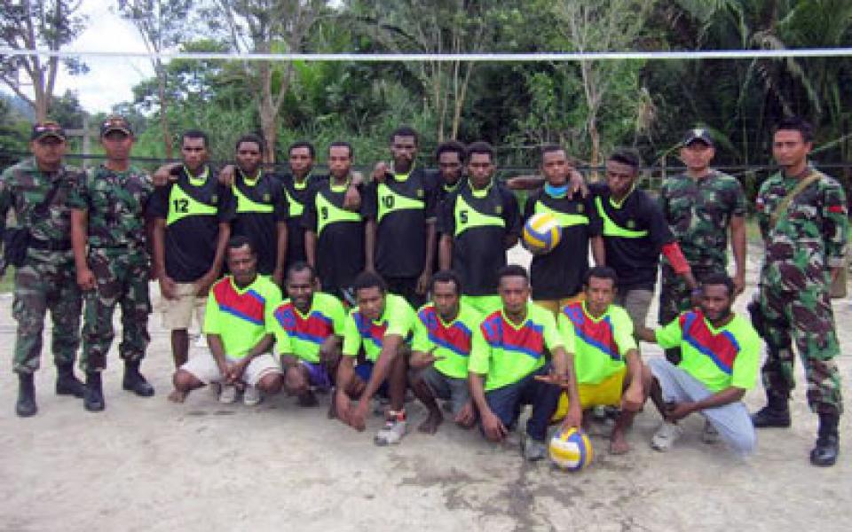 Satgas Pamtas RI-PNG Gelar Lomba Paduan Suara dan Turnamen Volly