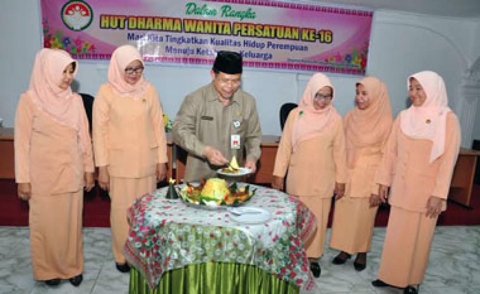 Sekda Burhanuddin Hadiri HUT ke-16 DWP Bengkalis