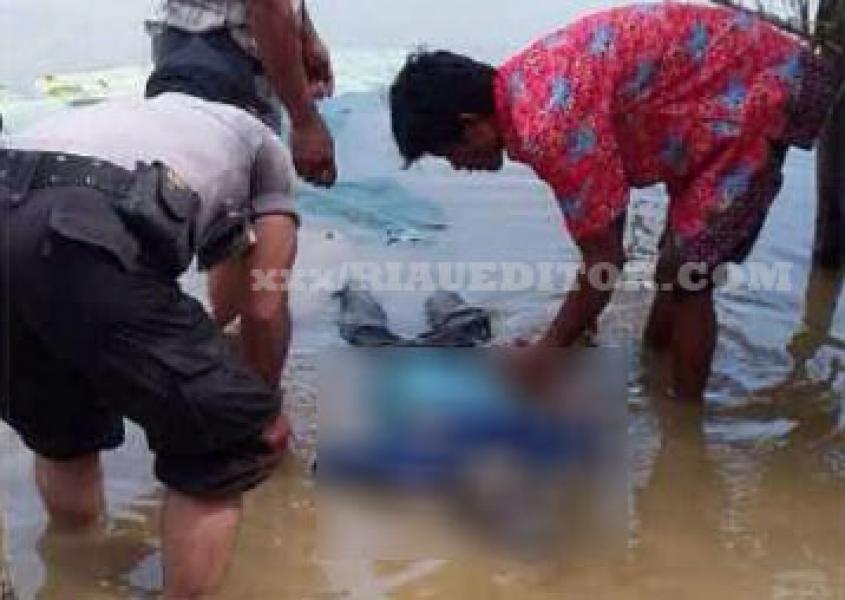 Sesosok Mayat Pria Ditemukan Mengapung di Sungai Kampar