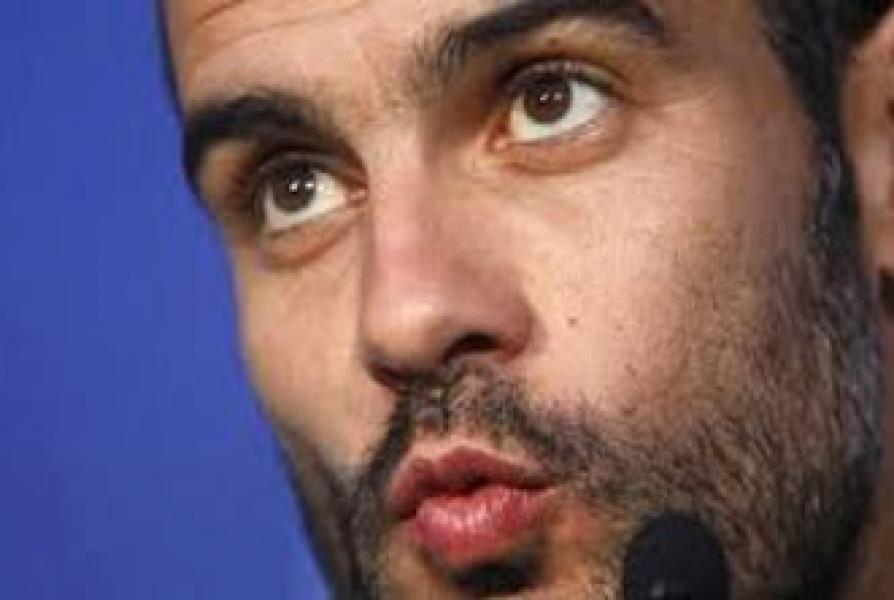 Suporter MU Ingin Guardiola Gantikan Van Gaal
