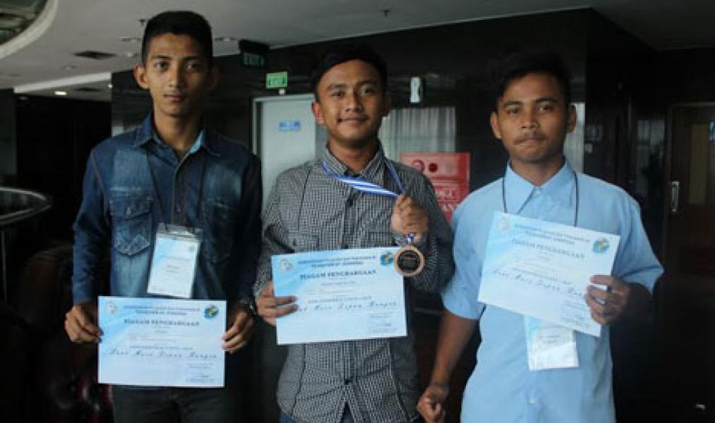 Tiga Pelajar Bengkalis Raih Juara III Lomba yang ditaja Kementerian Kelautan