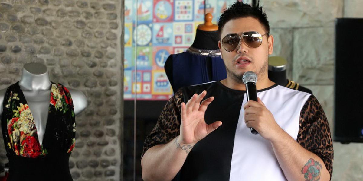 Foto: Dukung Ahok dan LGBT, Ivan Gunawan: Ini Foto Fitnah!