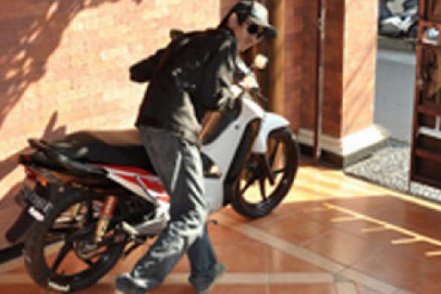 Gelapkan Sepeda Motor, Anak Kandung Dipolisikan Ayahnya