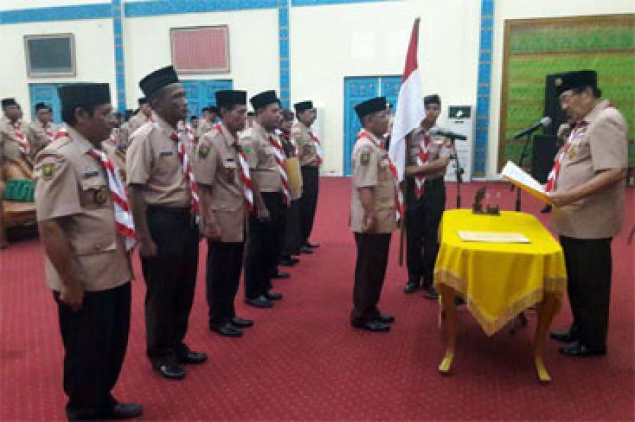 HM Harris Dilantik Sebagai Majelis Pembina Kwarcab 0411 Pramuka Pelalawan ‎
