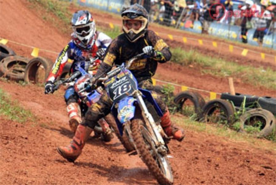 Hari ini Bupati Amril Membuka Kelolema Motocross and Grastrack di Pulau Rupat