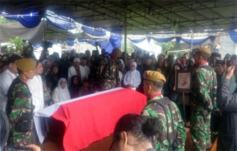 Pemakaman Marie Muhammad Dilakukan Secara Militer