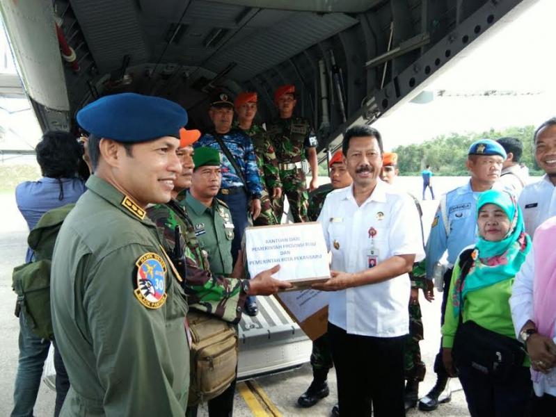 Pemprov Riau dan Pemko Pekanbaru Kirimkan Bantuan Untuk Korban Gempa Pidie Jaya