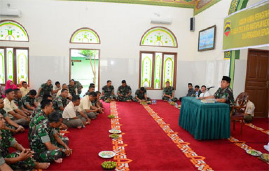 Peringati Maulid Nabi 1438 H, Danrem 031/Wirabima Ajak Teladani Nabi Muhammad SAW