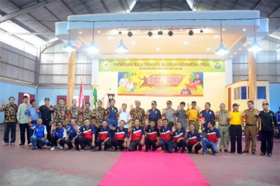 Bupati Wardan Buka Kejurprov PBSI Riau Tahun 2017