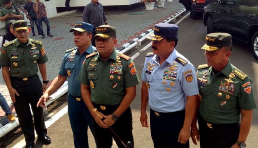 Gatot Antar Hadi ke DPR untuk Fit and Proper Calon Panglima TNI