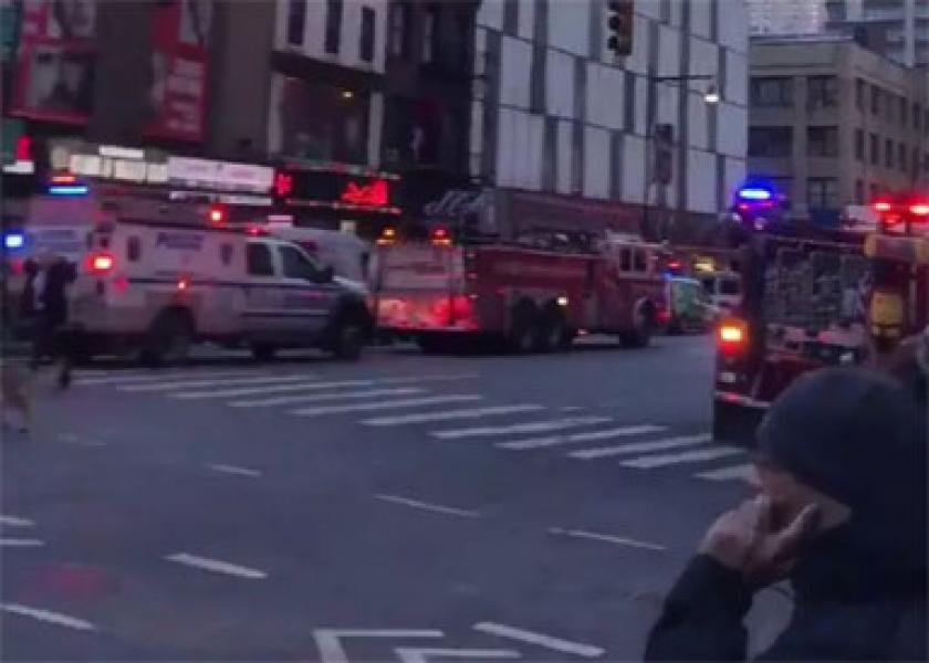 Ledakan Terjadi di Stasiun Bawah Tanah New York, Seorang Pria Ditahan