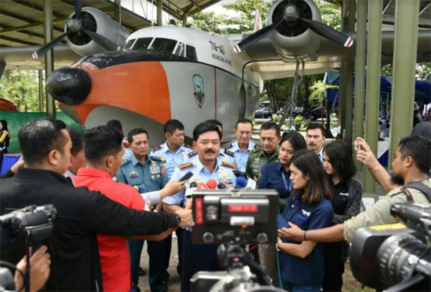 Panglima TNI Ngopi Bareng Dengan Para Pemred di Udara