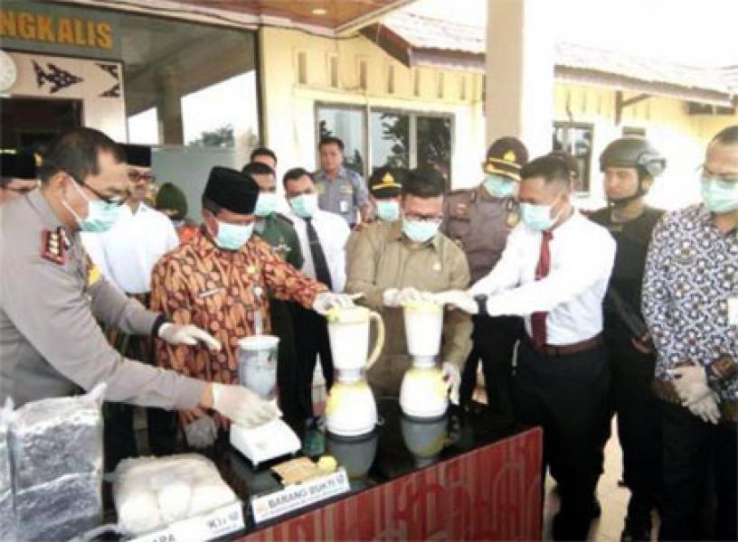 Polres Bengkalis Musnahkan BB Sabu Seberat 13 Kg