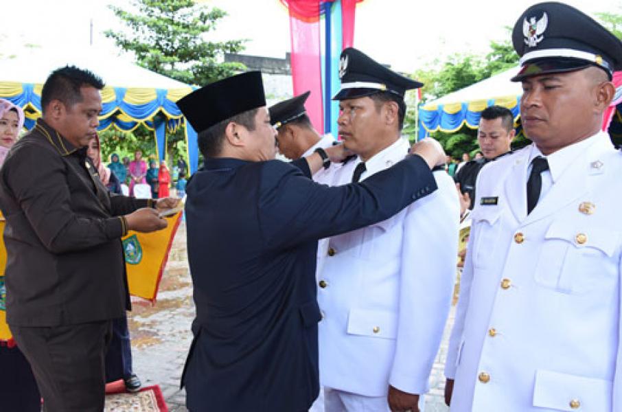 Bupati Amril Lantik Tujuh Kades Dari Kecamatan Rupat dan Rupat Utara