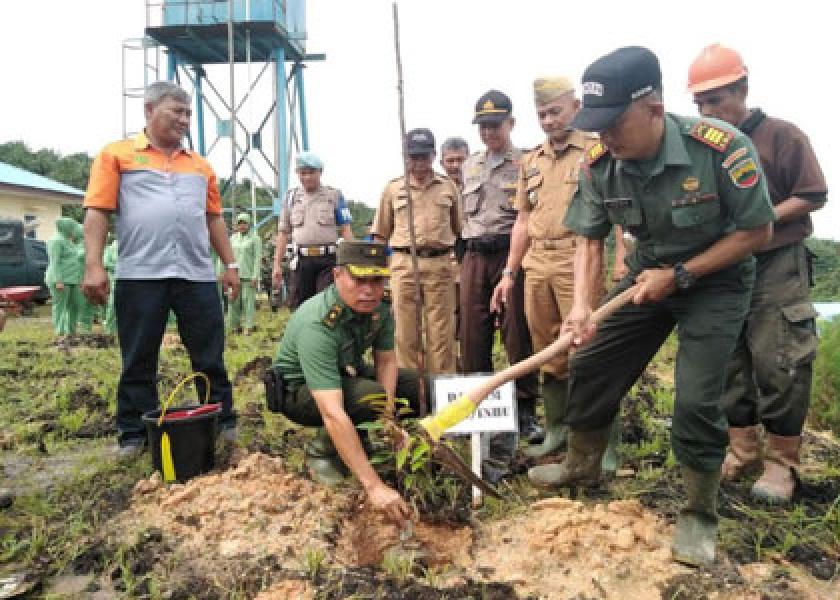Dalam Rangka Hari Juang Kartika, Kodim 0302/Inhu Laksanakan Penghijauan