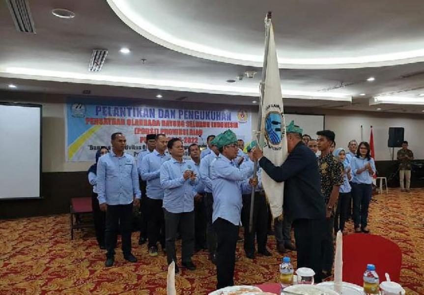 H Mursini Dilantik Jadi Ketua Umum PODSI Riau