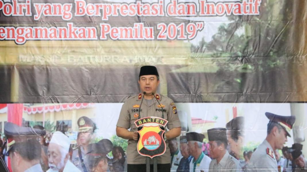 Kapolda Banten Realisasikan Zakat Pendapatan Anggota bulan Agusturs dan September 2018