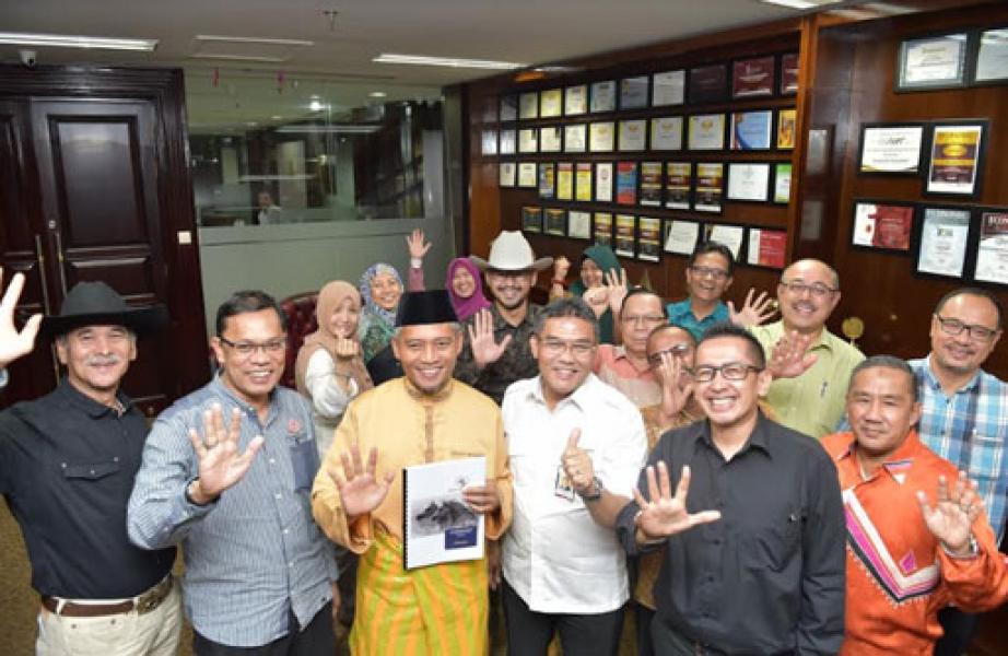 Kolej Profesional Baitulmal Kuala Lumpur Kunjungi Bank Riau Kepri