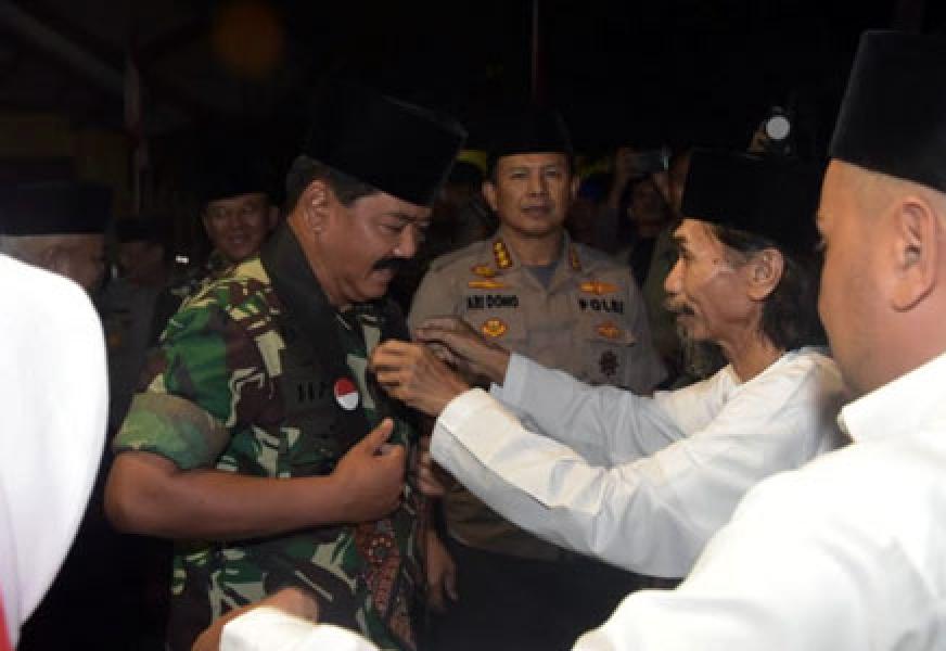 Panglima TNI Silaturahmi dan Doa Bersama di Pondok Pesantren UNIQ Malang