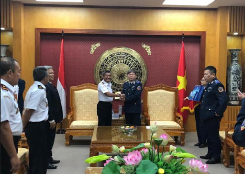 Perkuat Diplomasi Maritim Dengan Vietnam, Kepala Bakamla Usulkan CG to CG Talk