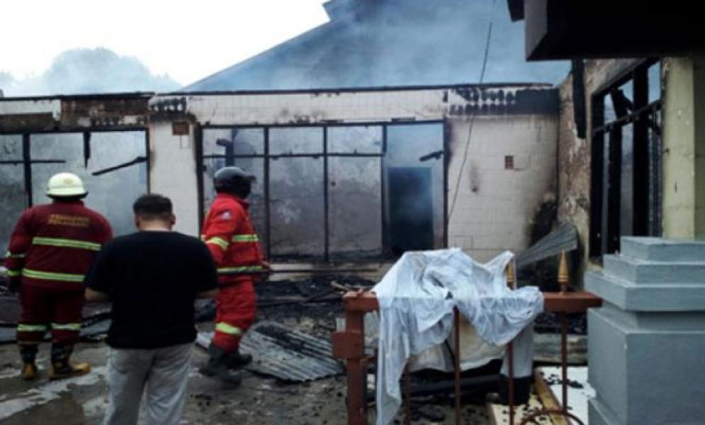 Tiga Rumah Petak di Jalan Banda Aceh Tangkerang Utara Ludes Dilalap Api