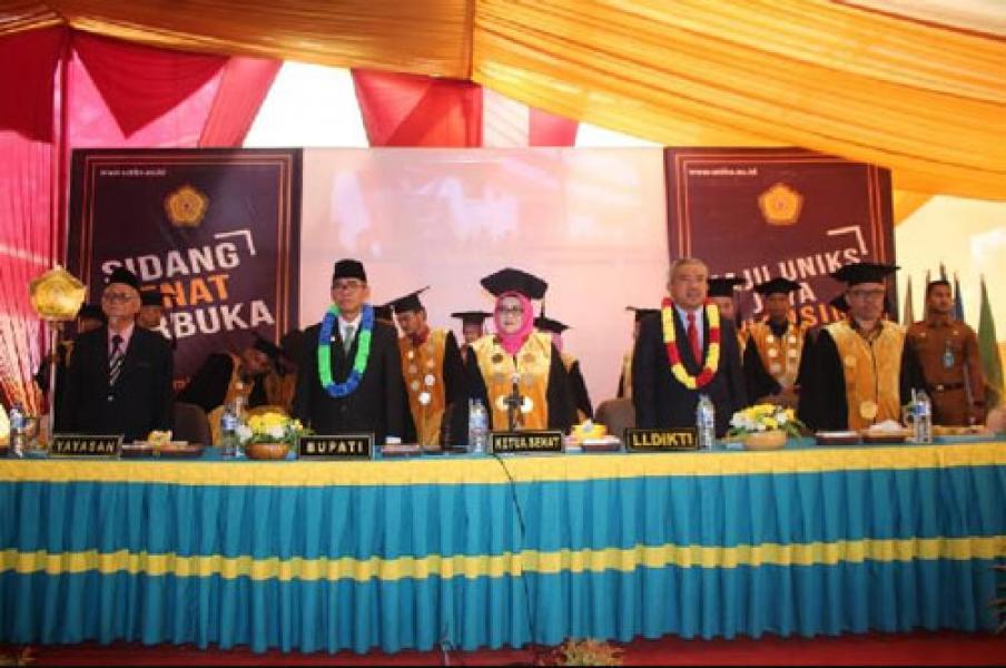 Wisuda ke-V, Mahasiswa UNIKS Mampu Raih IPK 3,93